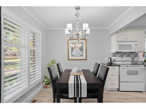 75 Aquadale Drive, St. Catharines, ON - Indoor Photo Showing Dining Room