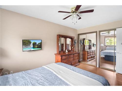 75 Aquadale Drive, St. Catharines, ON - Indoor Photo Showing Bedroom