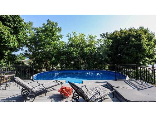 532 Ridgeway Road, Fort Erie, ON - Outdoor With Above Ground Pool