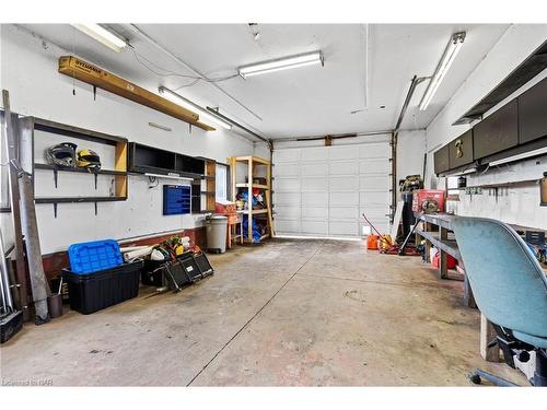 11366 Highway 3 West, Wainfleet, ON - Indoor Photo Showing Garage