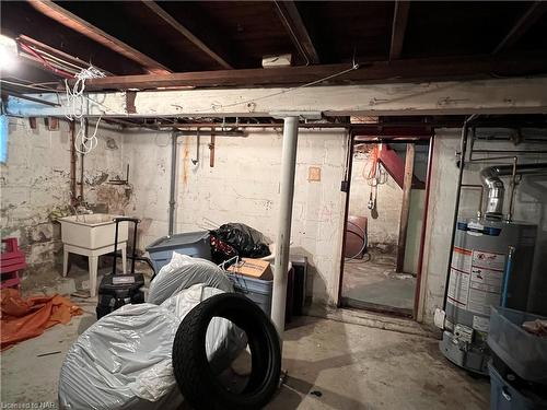 5 Bolton Avenue, Thorold, ON - Indoor Photo Showing Basement