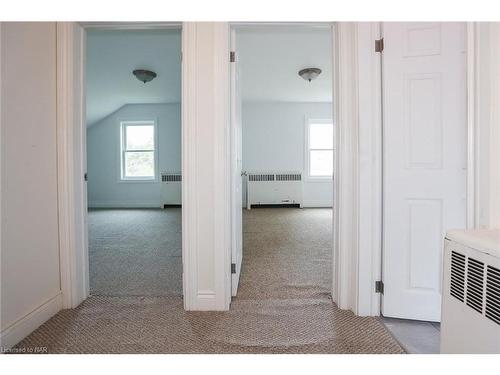 4477 Jordan Road, Jordan Station, ON - Indoor Photo Showing Other Room