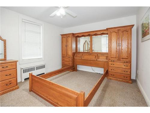 4477 Jordan Road, Jordan Station, ON - Indoor Photo Showing Bedroom