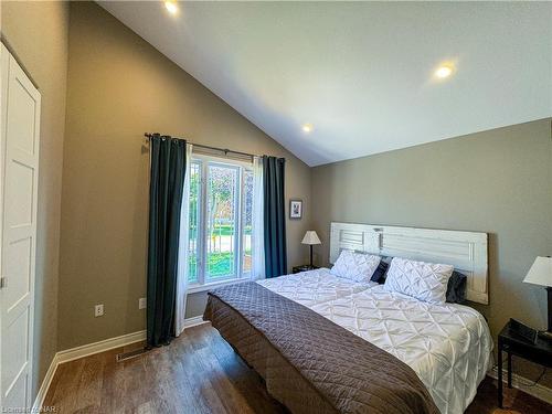 49 Bogart Street, St. Catharines, ON - Indoor Photo Showing Bedroom