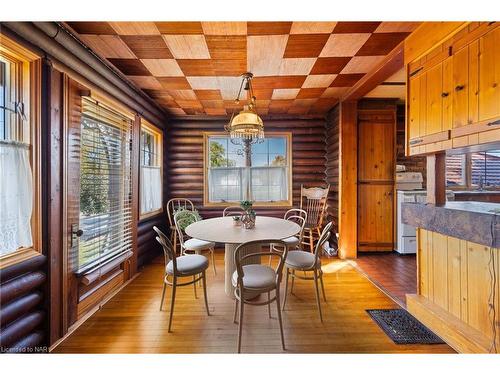 287 Read Road, Niagara-On-The-Lake, ON - Indoor Photo Showing Dining Room