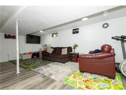 42 Santone Avenue, Welland, ON - Indoor Photo Showing Basement