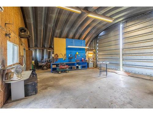 86 Feeder Lane, Dunnville, ON - Indoor Photo Showing Garage