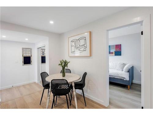 80 Ellen Street, Fort Erie, ON - Indoor Photo Showing Dining Room