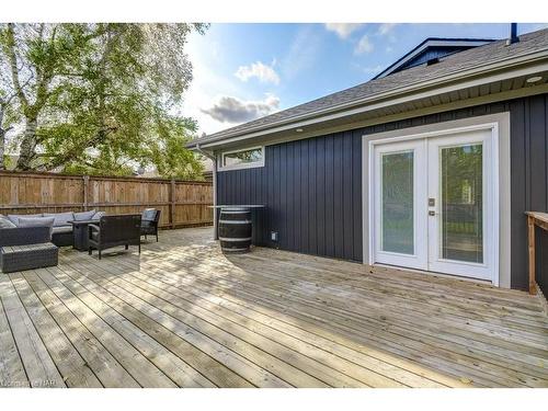 303 Riverside Drive, Welland, ON - Outdoor With Deck Patio Veranda With Exterior