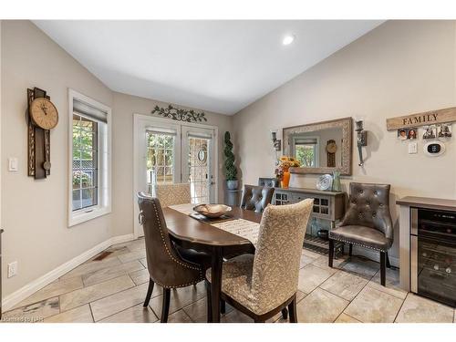 67 Virginia Street, Welland, ON - Indoor Photo Showing Dining Room