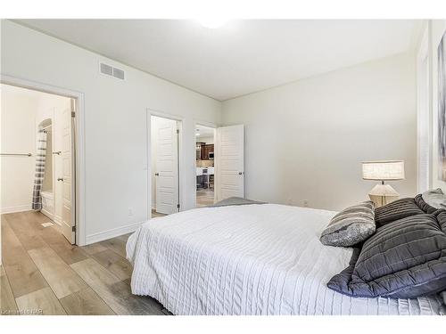 5-3395 River Trail, Stevensville, ON - Indoor Photo Showing Bedroom