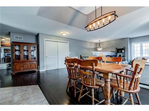 8 Hillcrest Road, Port Colborne, ON - Indoor Photo Showing Dining Room