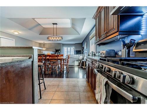 8 Hillcrest Road, Port Colborne, ON - Indoor Photo Showing Kitchen