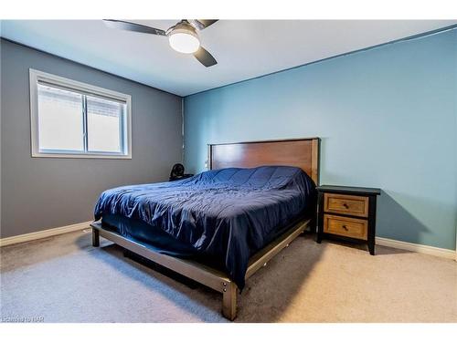 8 Hillcrest Road, Port Colborne, ON - Indoor Photo Showing Bedroom