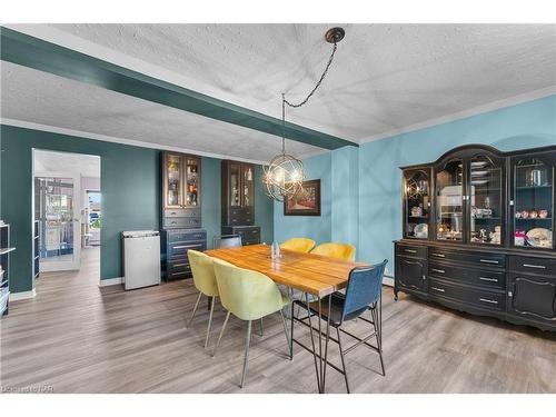 511 Woodlawn Road, Welland, ON - Indoor Photo Showing Dining Room