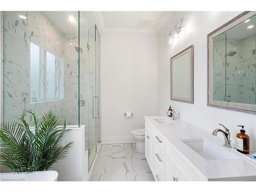 7 Fedorkow Lane, Niagara-On-The-Lake, ON - Indoor Photo Showing Bathroom