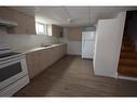 Lower-144 Wellington Street, Welland, ON  - Indoor Photo Showing Kitchen 