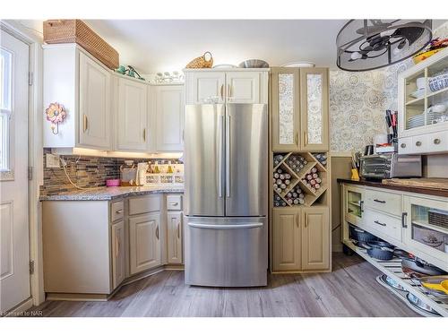 491 Bunting Road, St. Catharines, ON - Indoor Photo Showing Kitchen