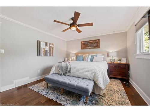 3838 Summit Avenue, Ridgeway, ON - Indoor Photo Showing Bedroom