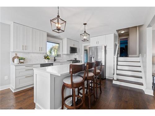 3838 Summit Avenue, Ridgeway, ON - Indoor Photo Showing Kitchen With Upgraded Kitchen