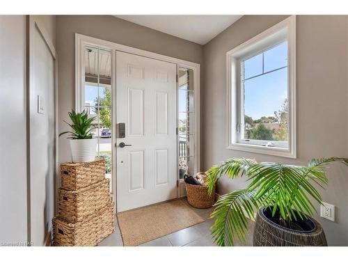 59 Abbott Place, Fonthill, ON - Indoor Photo Showing Other Room