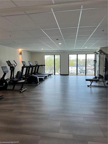 #136-50 Herrick Avenue, St. Catharines, ON - Indoor Photo Showing Gym Room