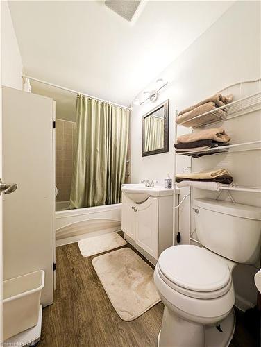 6312 Pitton Road, Niagara Falls, ON - Indoor Photo Showing Bathroom