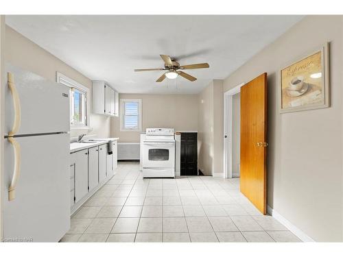 55 Mildred Avenue, St. Catharines, ON - Indoor Photo Showing Kitchen