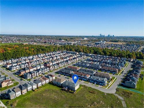 7739 Dockweed Drive, Niagara Falls, ON - Outdoor With View