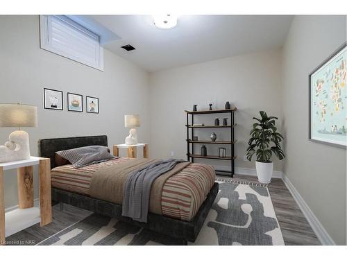 8 Tuscany Court, St. Catharines, ON - Indoor Photo Showing Bedroom