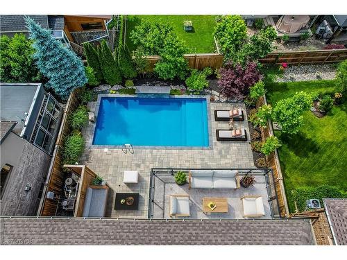 8 Tuscany Court, St. Catharines, ON - Outdoor With In Ground Pool