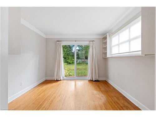 22 Queen Mary Drive, St. Catharines, ON - Indoor Photo Showing Other Room