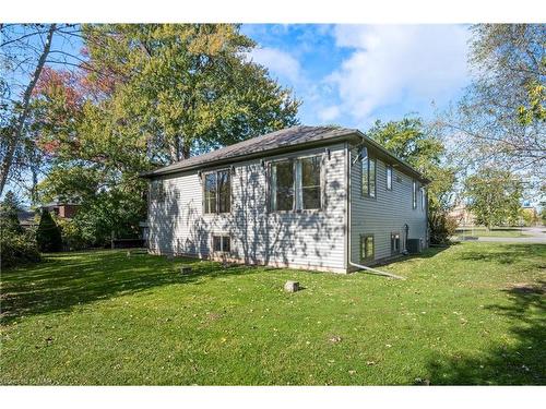 4032 Chippawa Parkway, Niagara Falls, ON - Outdoor