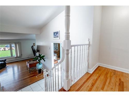 3663 Arlington Avenue, Niagara Falls, ON - Indoor Photo Showing Other Room