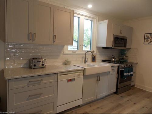 57 Edgar Street, Welland, ON - Indoor Photo Showing Kitchen With Double Sink