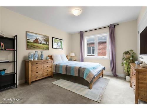 4500 Eclipse Way, Niagara Falls, ON - Indoor Photo Showing Bedroom