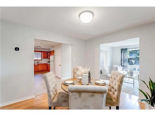 61 Rollins Drive, Welland, ON - Indoor Photo Showing Dining Room