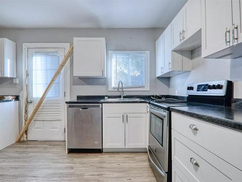 50 Victoria Street, Port Colborne, ON - Indoor Photo Showing Kitchen