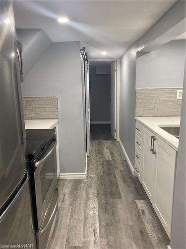 Lower Level-62 Randolph Street, Welland, ON - Indoor Photo Showing Kitchen