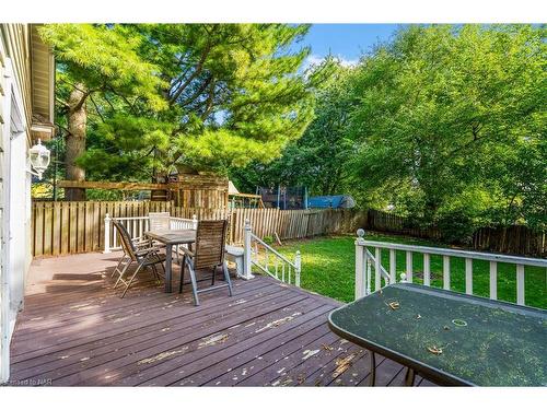 5062 Ontario Avenue, Niagara Falls, ON - Outdoor With Deck Patio Veranda With Backyard