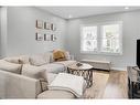 15 Jones Street, St. Catharines, ON  - Indoor Photo Showing Living Room 