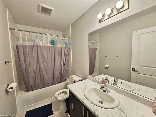 6627 Cropp Street, Niagara Falls, ON - Indoor Photo Showing Bathroom