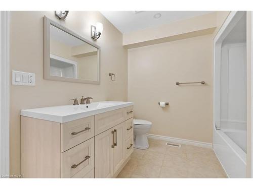 321 Elgin Street, Port Colborne, ON - Indoor Photo Showing Bathroom