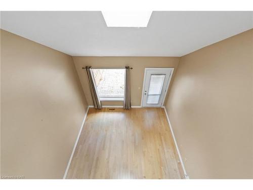 321 Elgin Street, Port Colborne, ON - Indoor Photo Showing Other Room