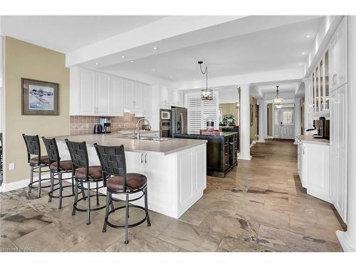 11-88 Lakeport Road, St. Catharines, ON - Indoor Photo Showing Kitchen With Upgraded Kitchen