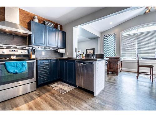 3269 Young Avenue Avenue, Ridgeway, ON - Indoor Photo Showing Kitchen