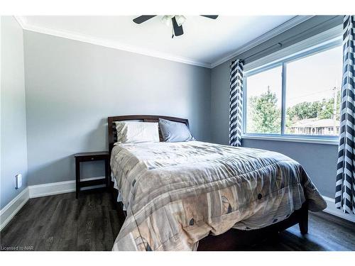 3269 Young Avenue Avenue, Ridgeway, ON - Indoor Photo Showing Bedroom