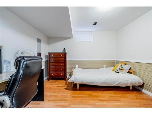 43 Foxtail Avenue, Welland, ON - Indoor Photo Showing Bedroom