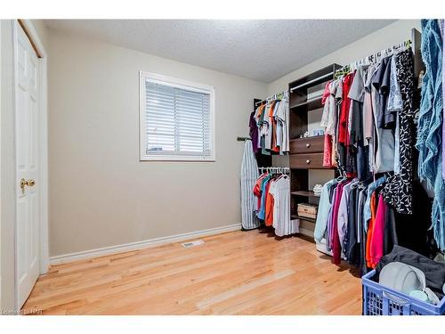 43 Foxtail Avenue, Welland, ON - Indoor With Storage