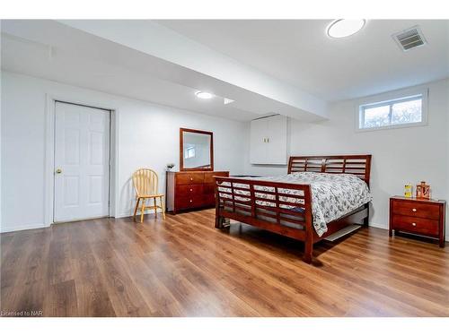 43 Foxtail Avenue, Welland, ON - Indoor Photo Showing Bedroom